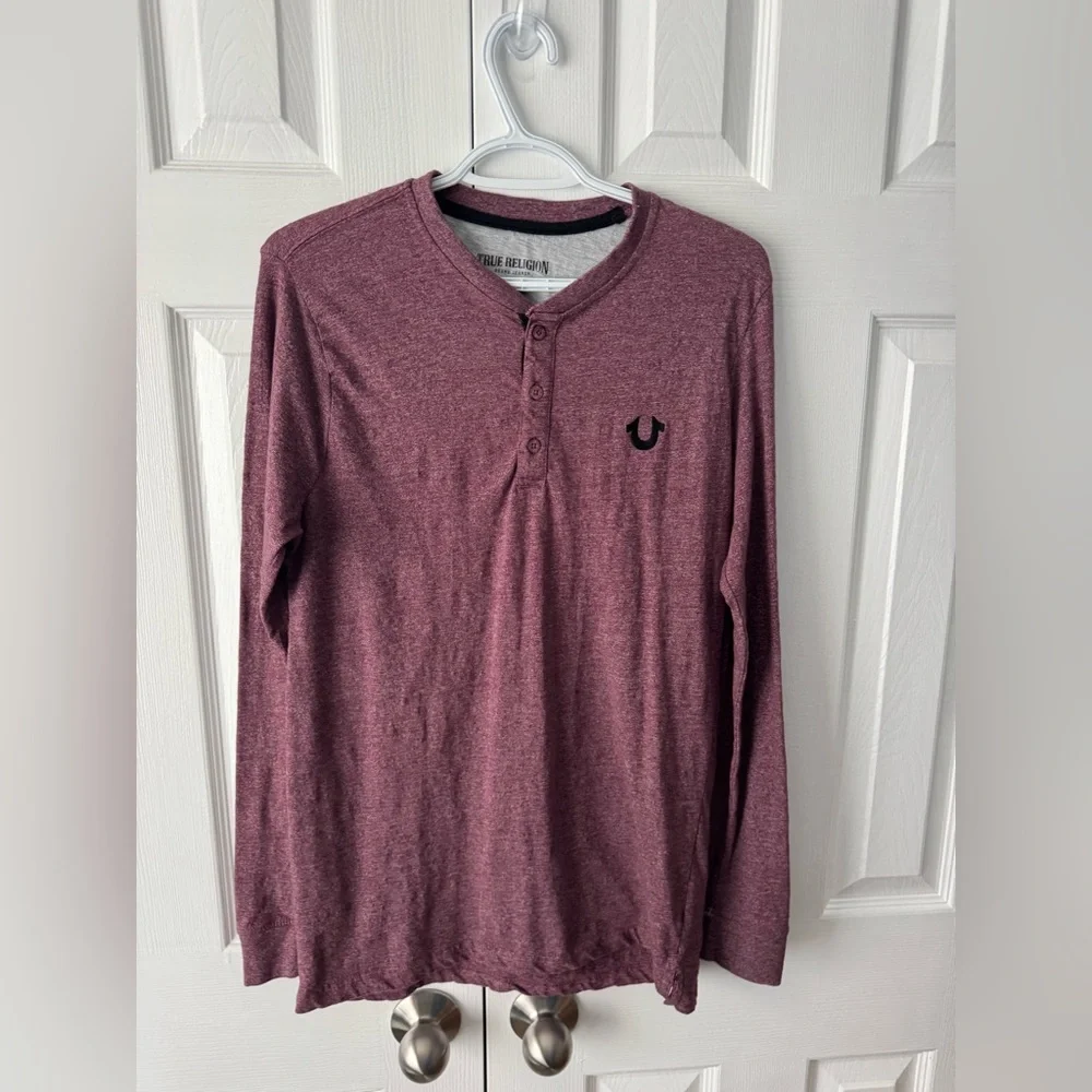 True Religion Graphic Tee Maroon Heather Long Sleeve Henley T-Shirt Small